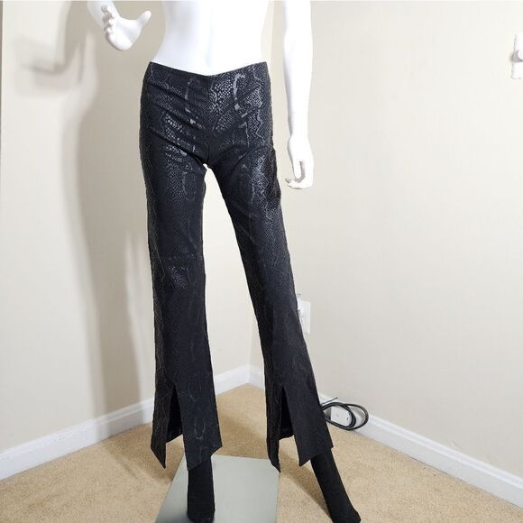 BeBe   - Picture 14 of 15